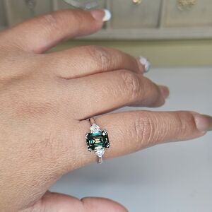 4ct Bluegreen Emerald Moissanite Ring. Size 9.5